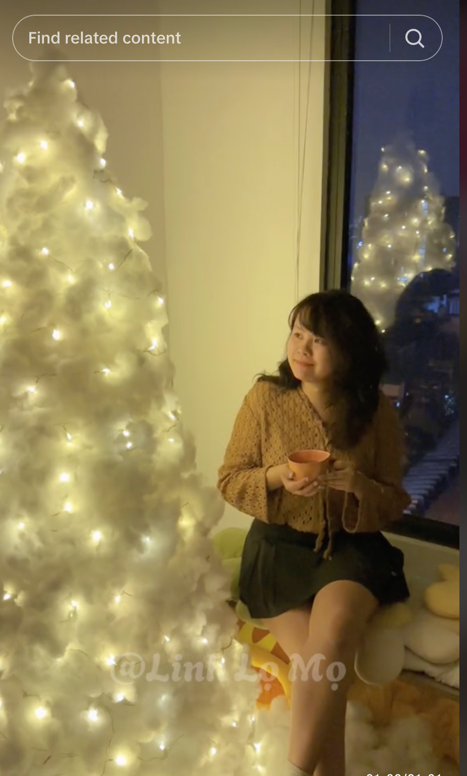 Cây thông từ bông, cây thông đính tường... cũng là những xu hướng trang trí Giáng sinh "hợp túi tiền". Cây thông từ bông, cây thông đính tường... cũng là những xu hướng trang trí Giáng sinh "hợp túi tiền".