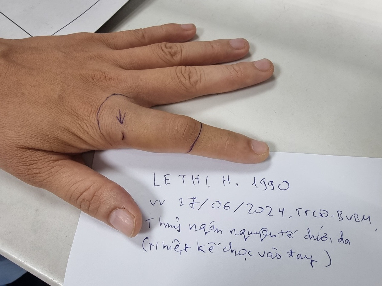 Hiện tình trạng của bệnh nhân đã ổn định và chuẩn bị được ra viện. Hiện tình trạng của bệnh nhân đã ổn định và chuẩn bị được ra viện.