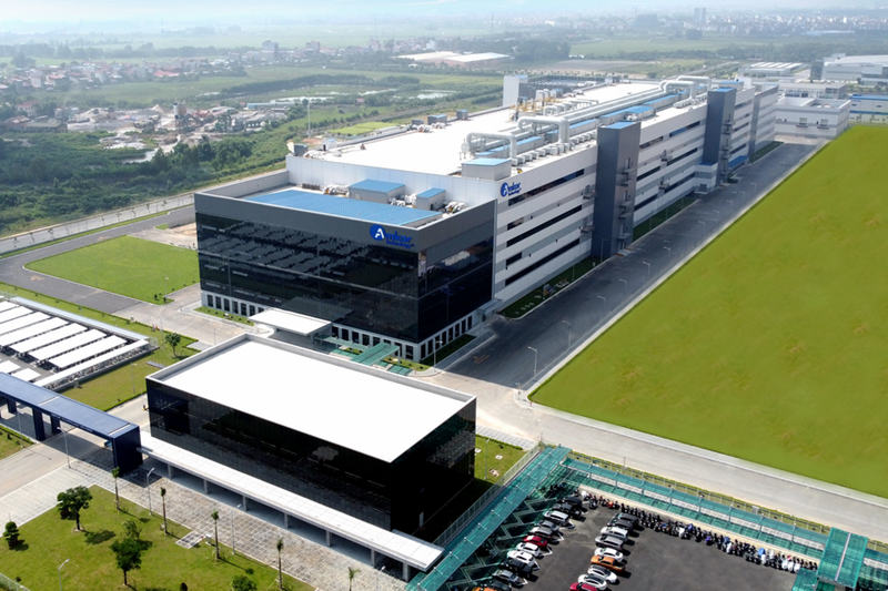 Nhà máy bán dẫn Amkor Technology tại Khu công nghiệp Yên Phong, Bắc Ninh. Ảnh: VnEconomy.