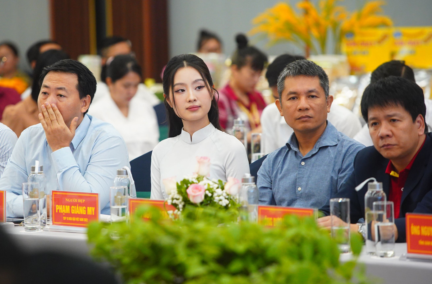 Đại biểu tham dự hội thảo. Đại biểu tham dự hội thảo.