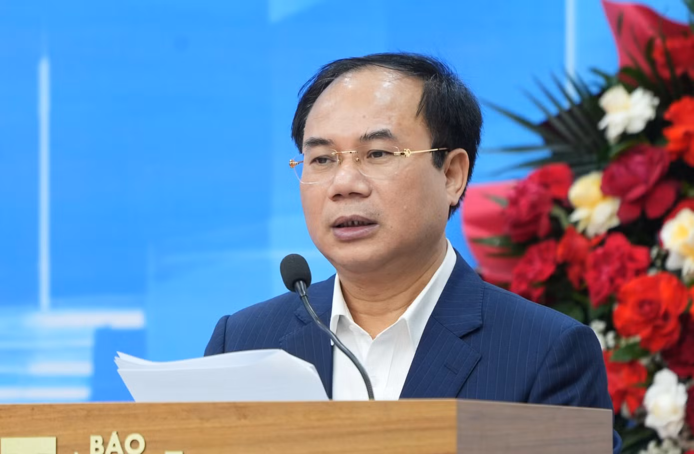 Thứ trưởng Nguyễn Văn Sinh.