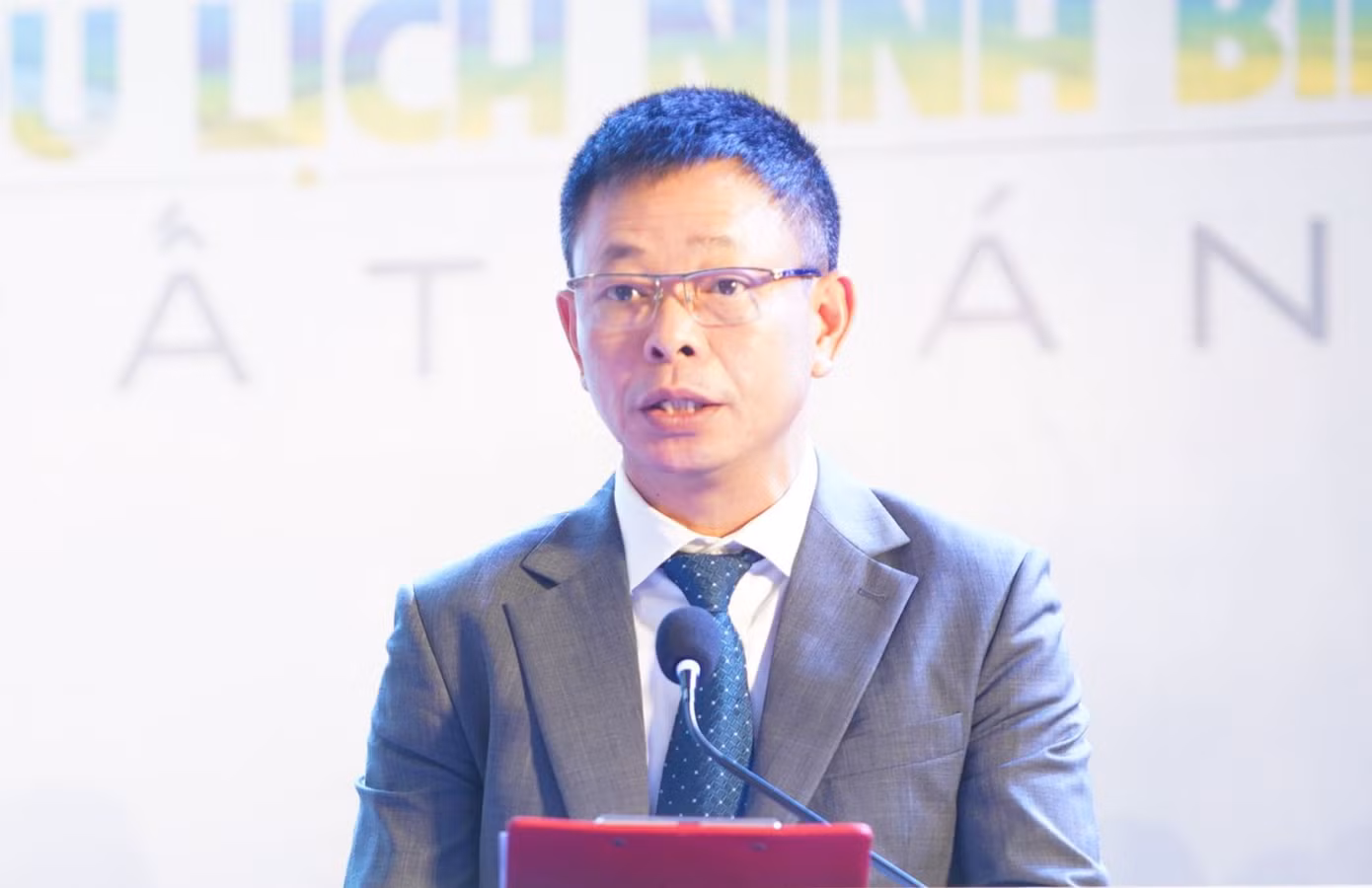 Ông Phùng Công Sưởng - Tổng Biên tập Báo Tiền Phong.