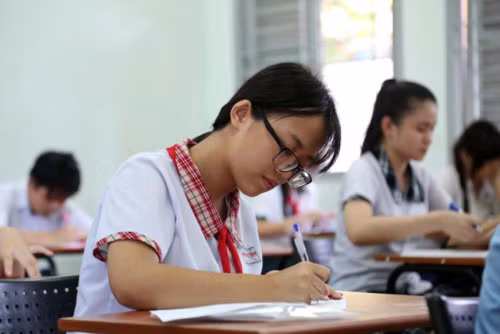 Vụ cô giáo mầm non quỳ gối xin nhà chức trách: Chủ đầu tư nói gì? ảnh 6 Vụ cô giáo mầm non quỳ gối xin nhà chức trách: Chủ đầu tư nói gì? ảnh 6