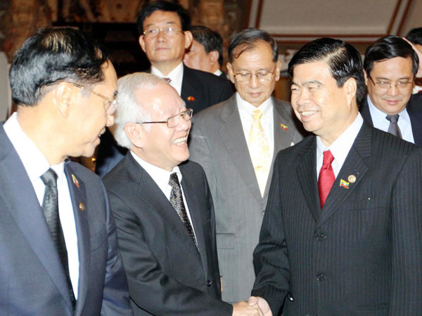 Ông Lê Hoàng Quân tiếp ông U Hla Myinc, Thị trưởng TP Yangon. Ảnh: TTXVN. Ông Lê Hoàng Quân tiếp ông U Hla Myinc, Thị trưởng TP Yangon Ảnh: TTXVN