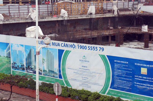 Chưa cấp phép xây dựng vẫn rao bán như thường.