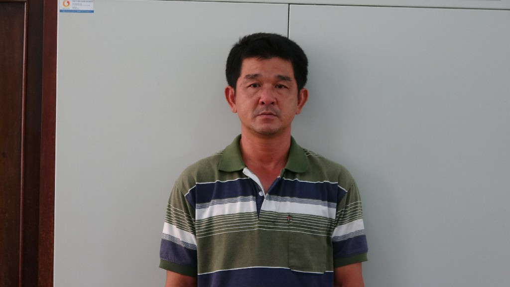 Nghi can Nguyễn Hoàng Triều tại cơ quan công an. Ảnh Công an Tiền Giang Nghi can Nguyễn Hoàng Triều tại cơ quan công an. Ảnh Công an Tiền Giang