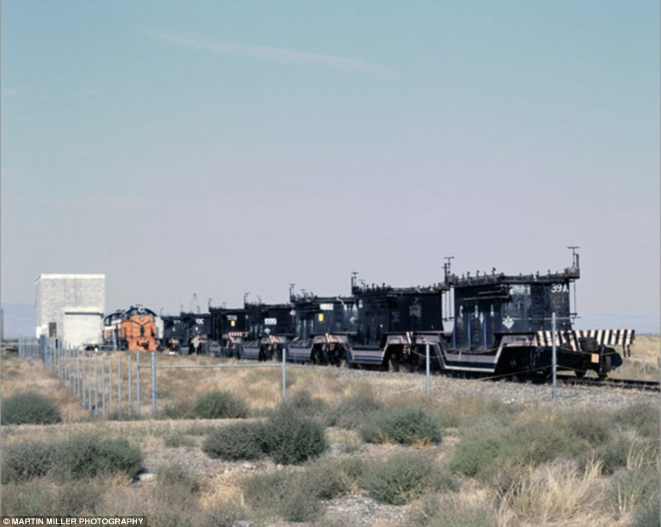 Phương tiện vận chuyển nguyên liệu cho các đợt thử nghiệm bên trong lò phản ứng