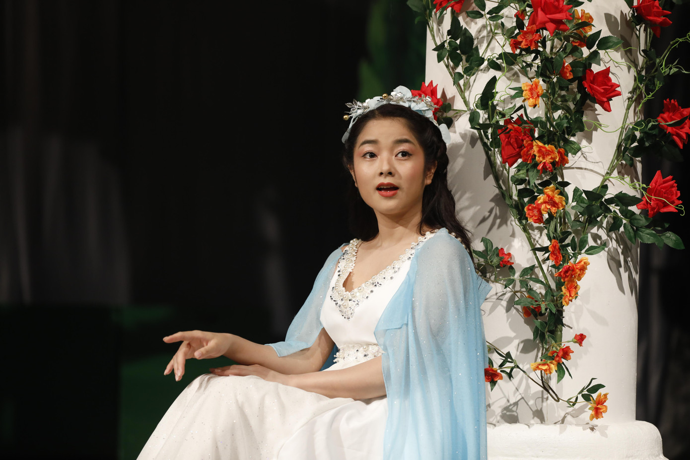 Lệ Quyên trong vai công chúa Liza