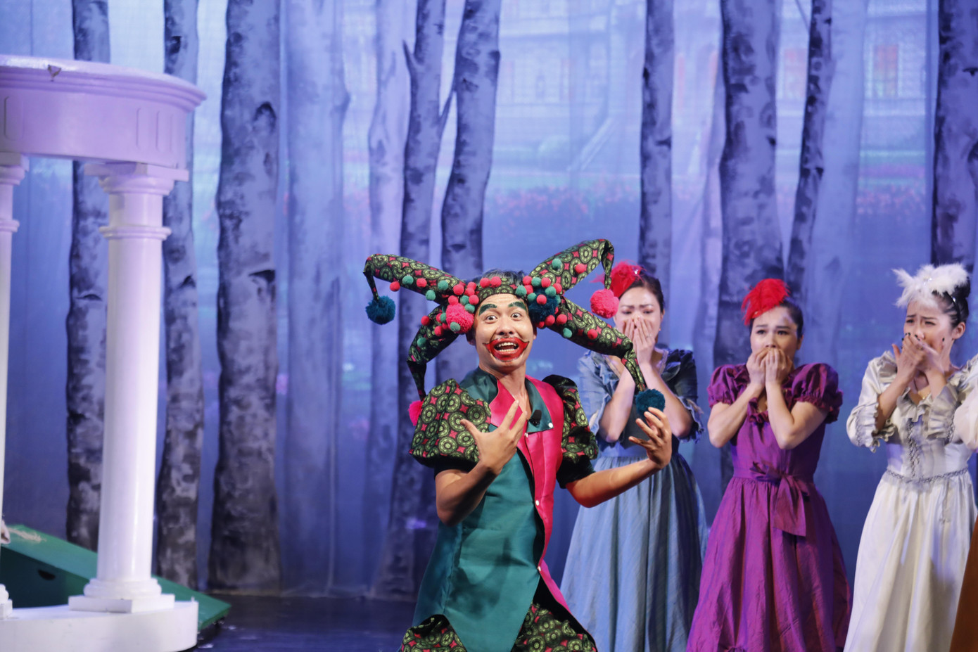 Phạm Trung Thạch tung tẩy trên sân khấu