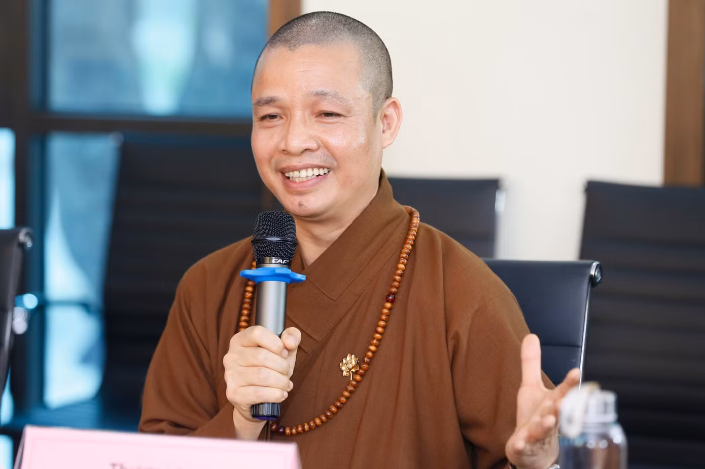 Thượng tọa Thích Minh Quang kêu gọi Phật tử, người dân không ngừng tự tu học, thực hành chánh tín