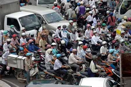 Một số người dân ủng hộ đề xuất thu phí của Bộ GTVT