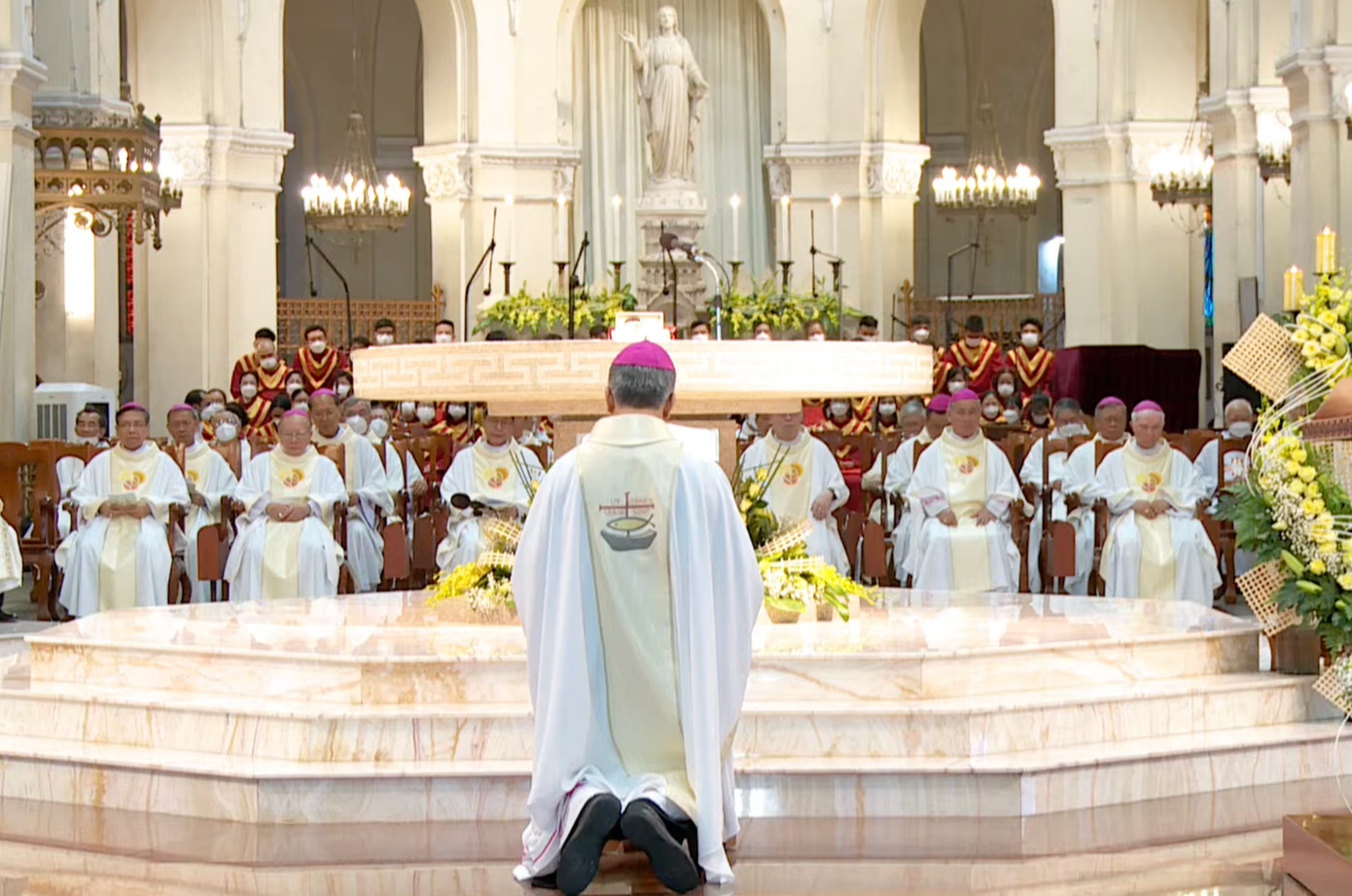 Tổng Giáo phận Sài Gòn Giuse Nguyễn Năng nhận dây Pallium. Tổng Giáo phận Sài Gòn Giuse Nguyễn Năng nhận dây Pallium.