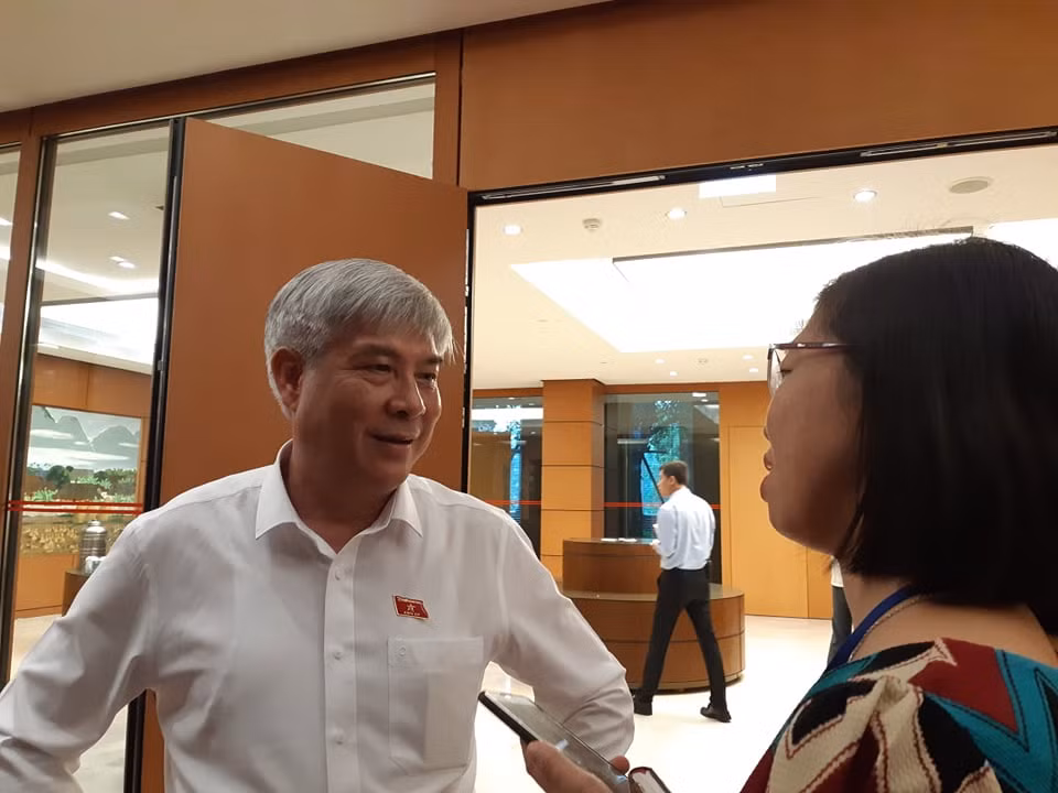 Kiểm điểm bí thư, cảnh cáo phó chủ tịch tỉnh Sơn La ảnh 10