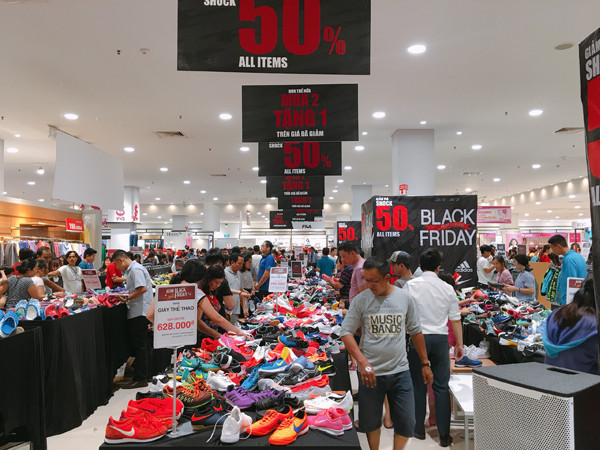 Trào lưu săn hàng ‘lạ’ vào ngày Black Friday 2018 ảnh 3