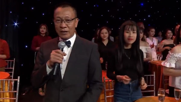 MC Lại Văn Sâm bất ngờ lên sóng VTV bên dàn mỹ nhân Việt ảnh 3
