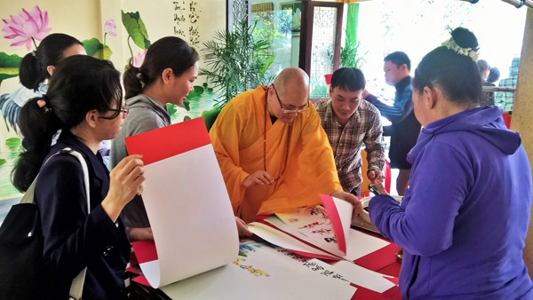 Nét văn hóa ngày rằm tháng Giêng của người TPHCM ảnh 3