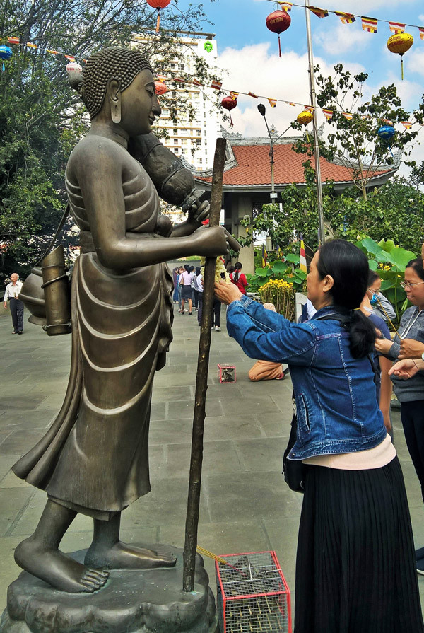 Nét văn hóa ngày rằm tháng Giêng của người TPHCM ảnh 2