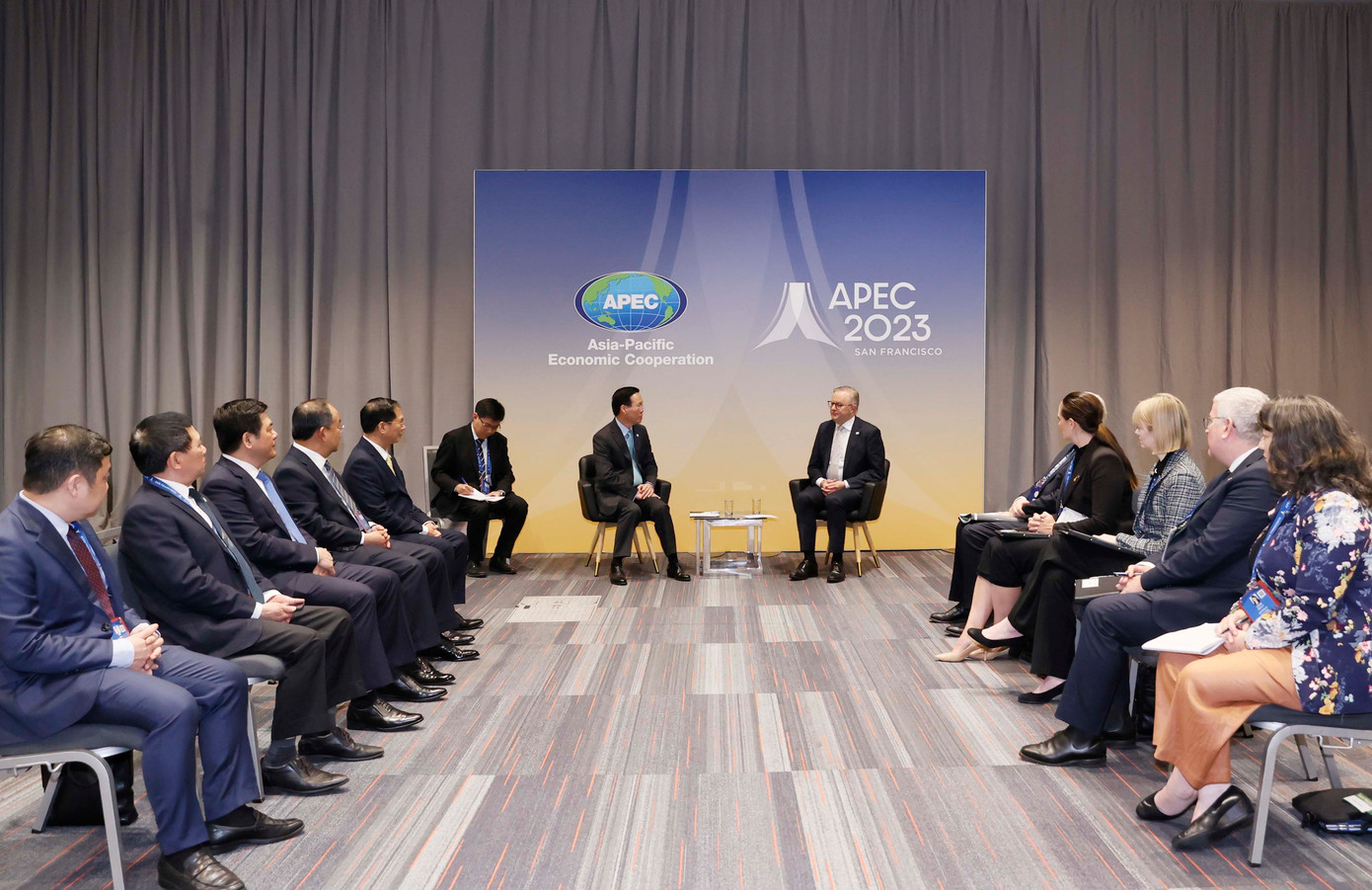 Chủ tịch nước Võ Văn Thưởng gặp Thủ tướng Australia Anthony Albanese. (Ảnh: Thống Nhất/TTXVN). Chủ tịch nước Võ Văn Thưởng gặp Thủ tướng Australia Anthony Albanese. (Ảnh: Thống Nhất/TTXVN).