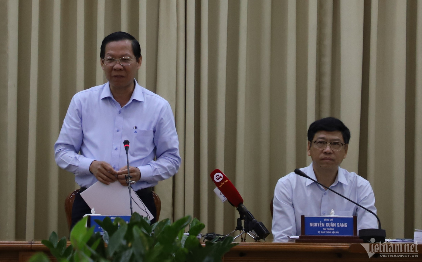 Chủ tịch UBND TP.HCM Phan Văn Mãi phát biểu khai mạc hội thảo. Chủ tịch UBND TP.HCM Phan Văn Mãi phát biểu khai mạc hội thảo.