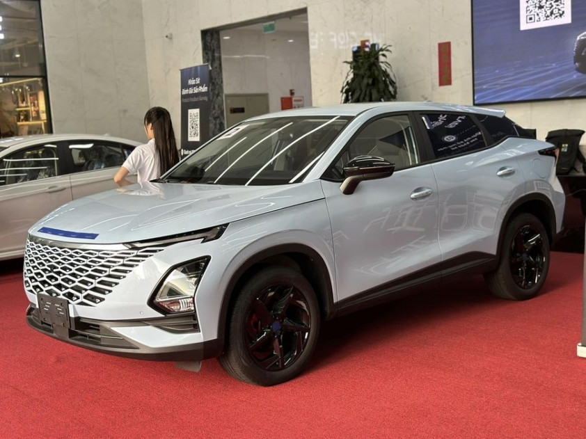 Mẫu xe Omoda 5 xuất hiện tại Hà Nội. Mẫu xe Omoda 5 xuất hiện tại Hà Nội.