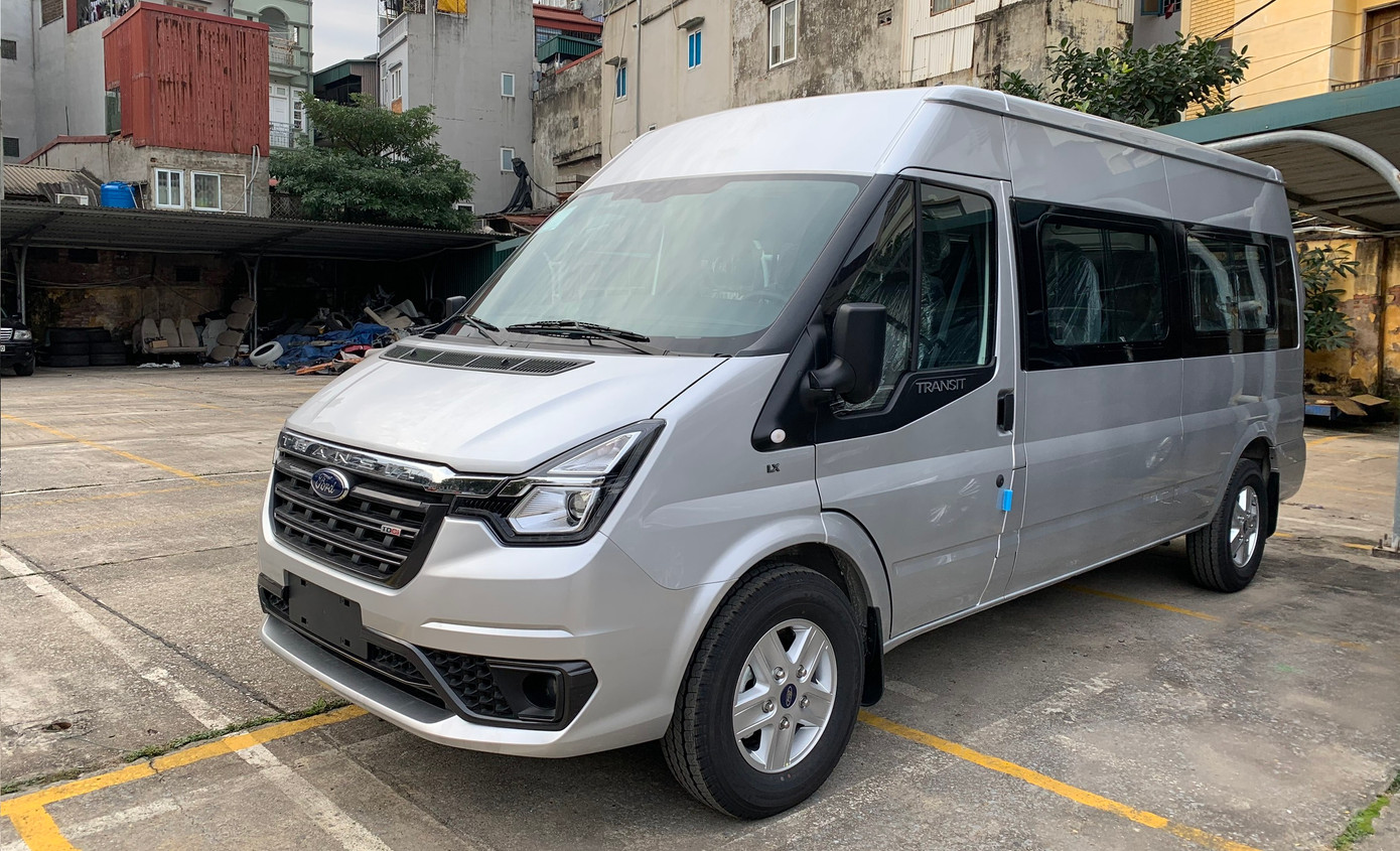 Ford Transit là mẫu xe hút khách tại thị trường Việt. Ford Transit là mẫu xe hút khách tại thị trường Việt.
