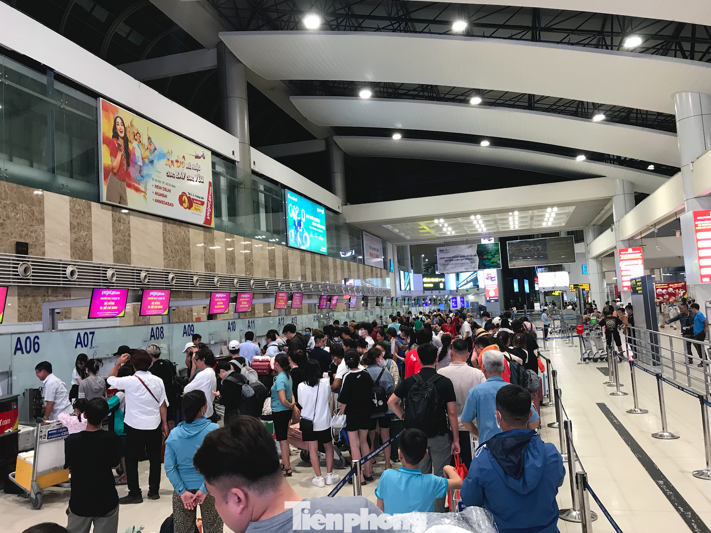 Giá vé máy bay dự báo giảm dần vào thời điểm giáp tết.