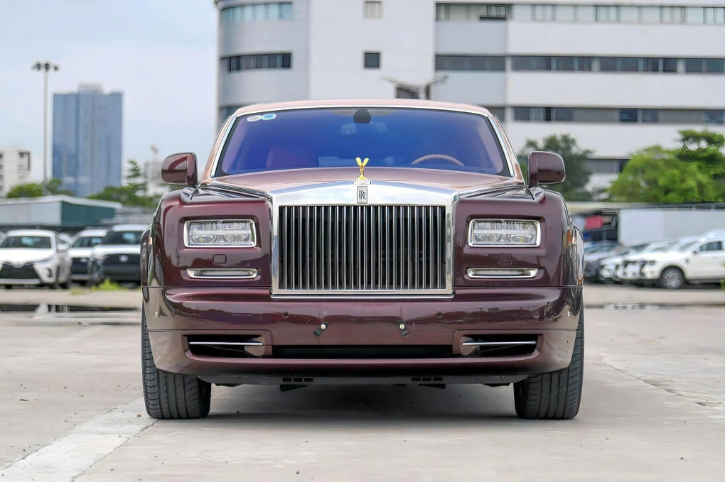 Cặp đôi Rolls-Royce thuộc sở hữu của cựu chủ tịch Tập đoàn FLC đã bị ngân hàng thu giữ năm 2022. Cặp đôi Rolls-Royce thuộc sở hữu của cựu chủ tịch Tập đoàn FLC đã bị ngân hàng thu giữ năm 2022.