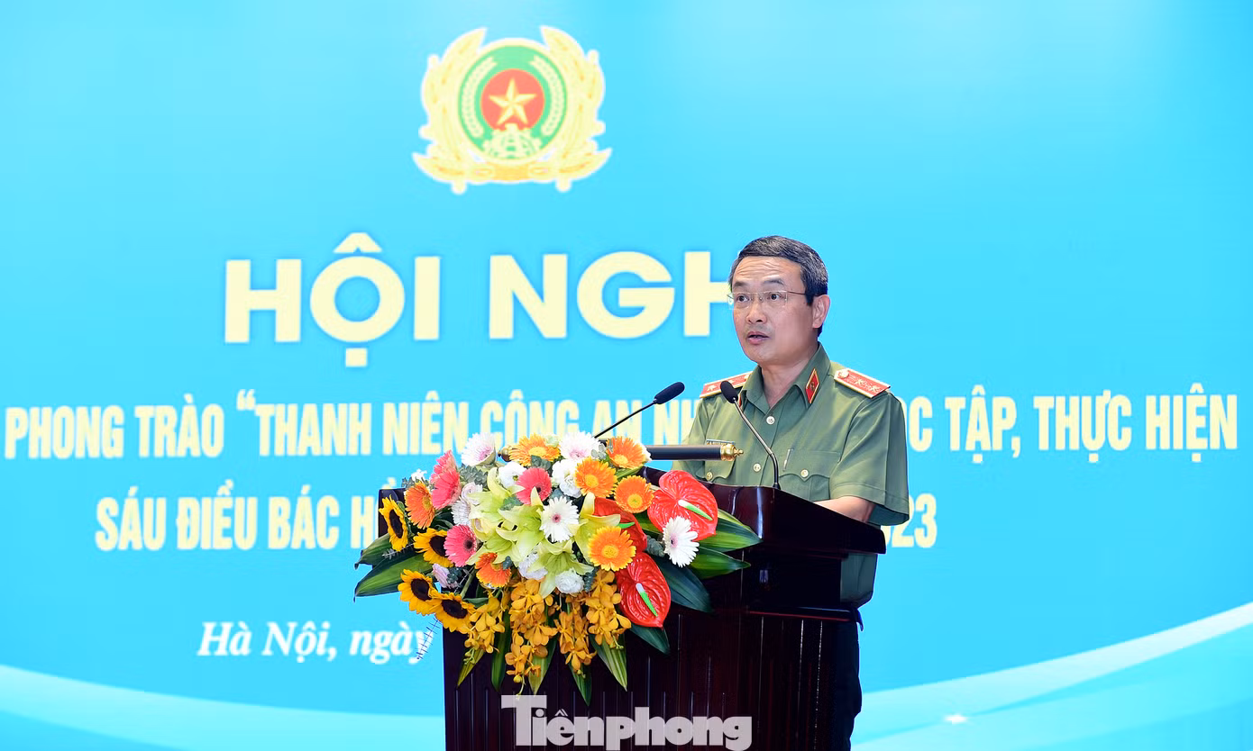 Trung tướng Nguyễn Ngọc Toàn phát biểu tại hội nghị. Ảnh: Xuân Tùng