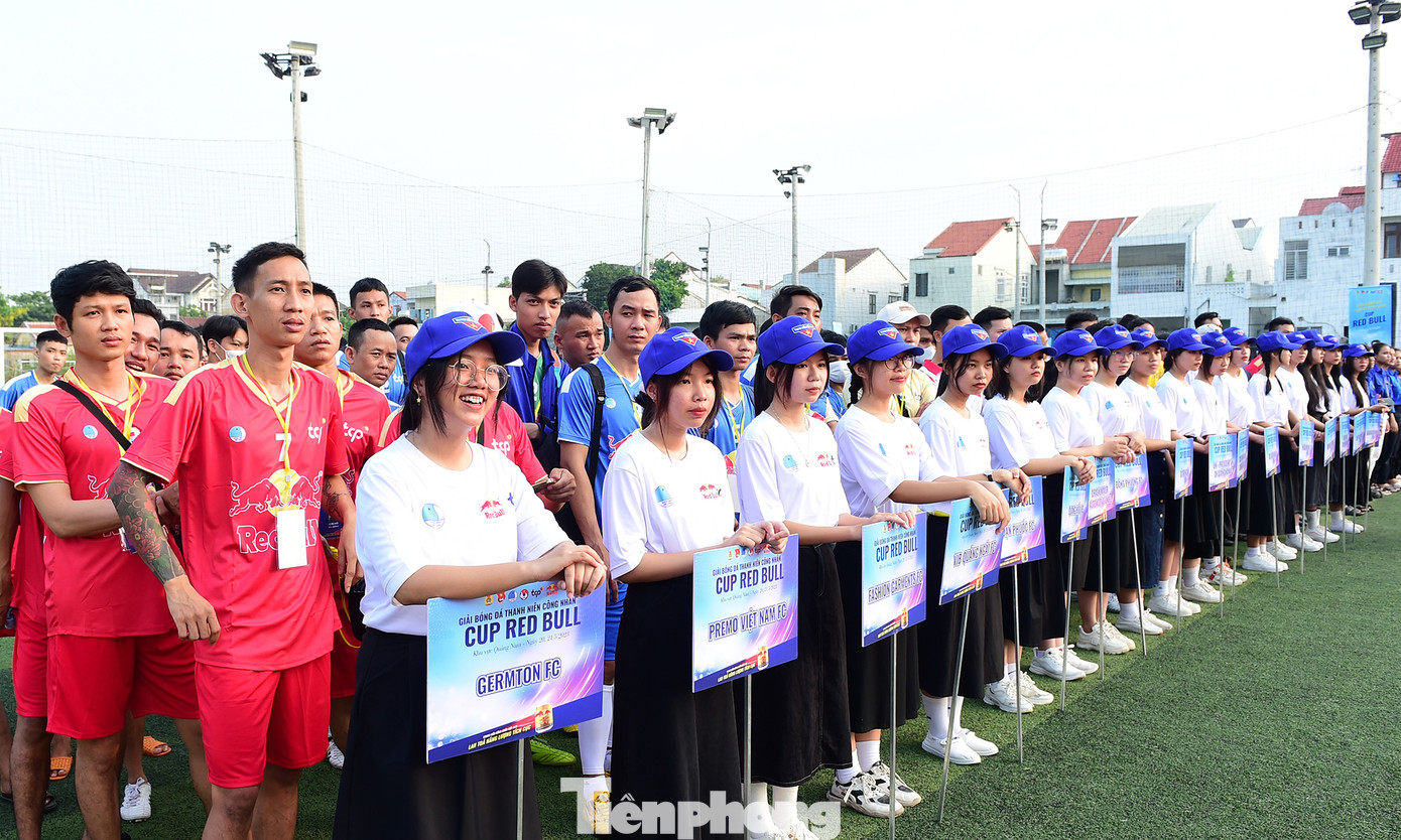 16 đội bóng đại diện cho các doanh nghiệp đang đóng trên địa bàn tỉnh, thành phố như: Đà Nẵng, Quảng Nam, Phú Yên, Bình Định, Khánh Hoà, Gia Lai, Đắk Lắk… Các đội đã bốc thăm chia bảng đá vòng loại để lựa chọn đội Nhất của mỗi khu vực tham gia vào vòng chung kết toàn quốc dự kiến diễn ra vào tháng 11/2023 tại Thủ đô Hà Nội.