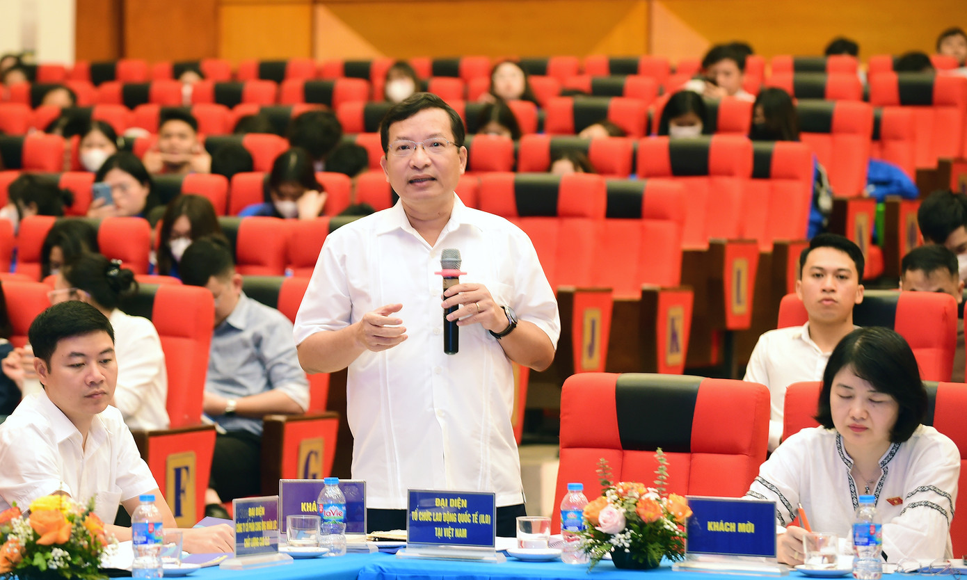 Tại diễn đàn, các đại biểu, chuyên gia đã đưa ra nhiều thông tin và kiến nghị ý nghĩa về chính sách nghề nghiệp, việc làm cho thanh niên hiện nay.