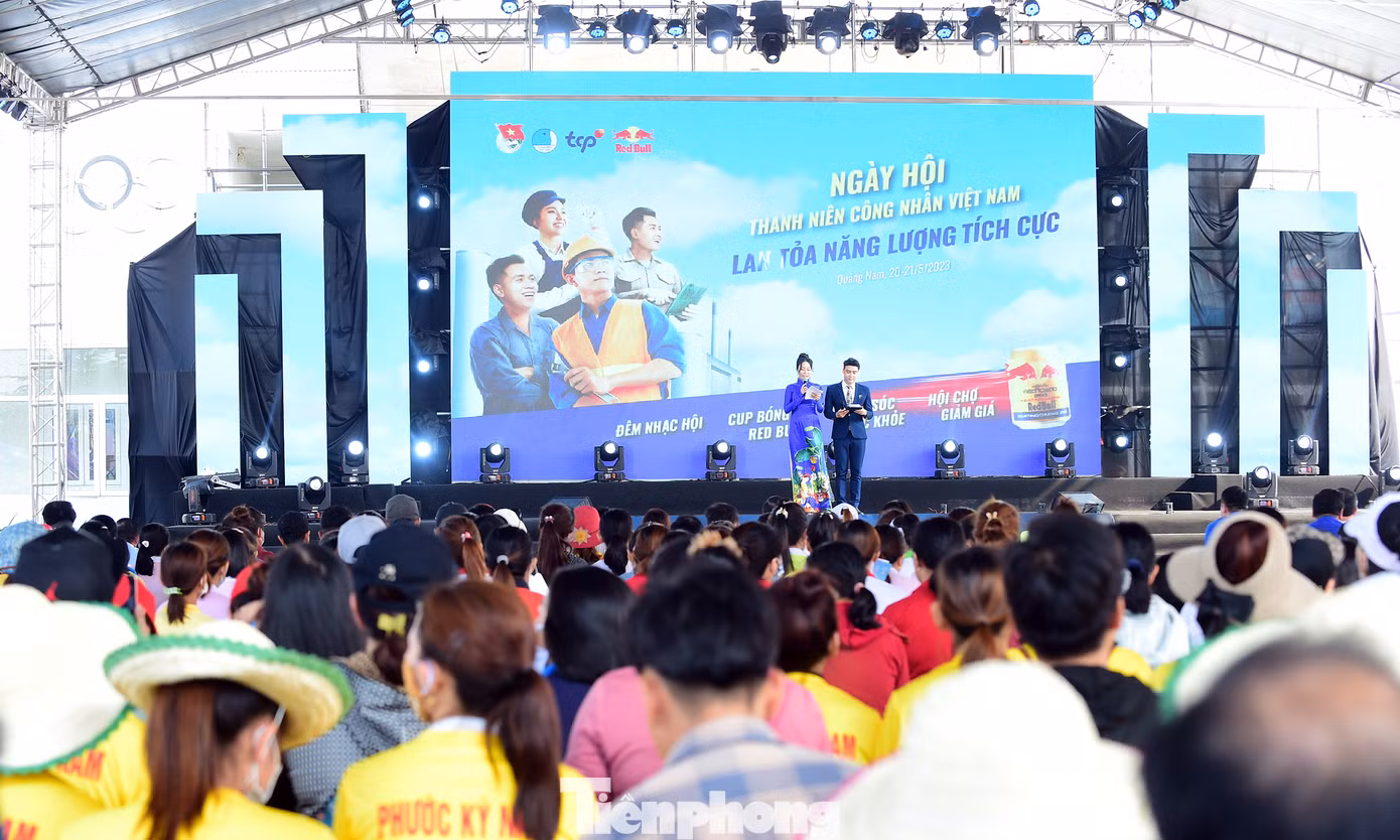 Ngày hội diễn ra tại Khu công nghiệp Điện Nam - Điện Ngọc. Ảnh: Xuân Tùng