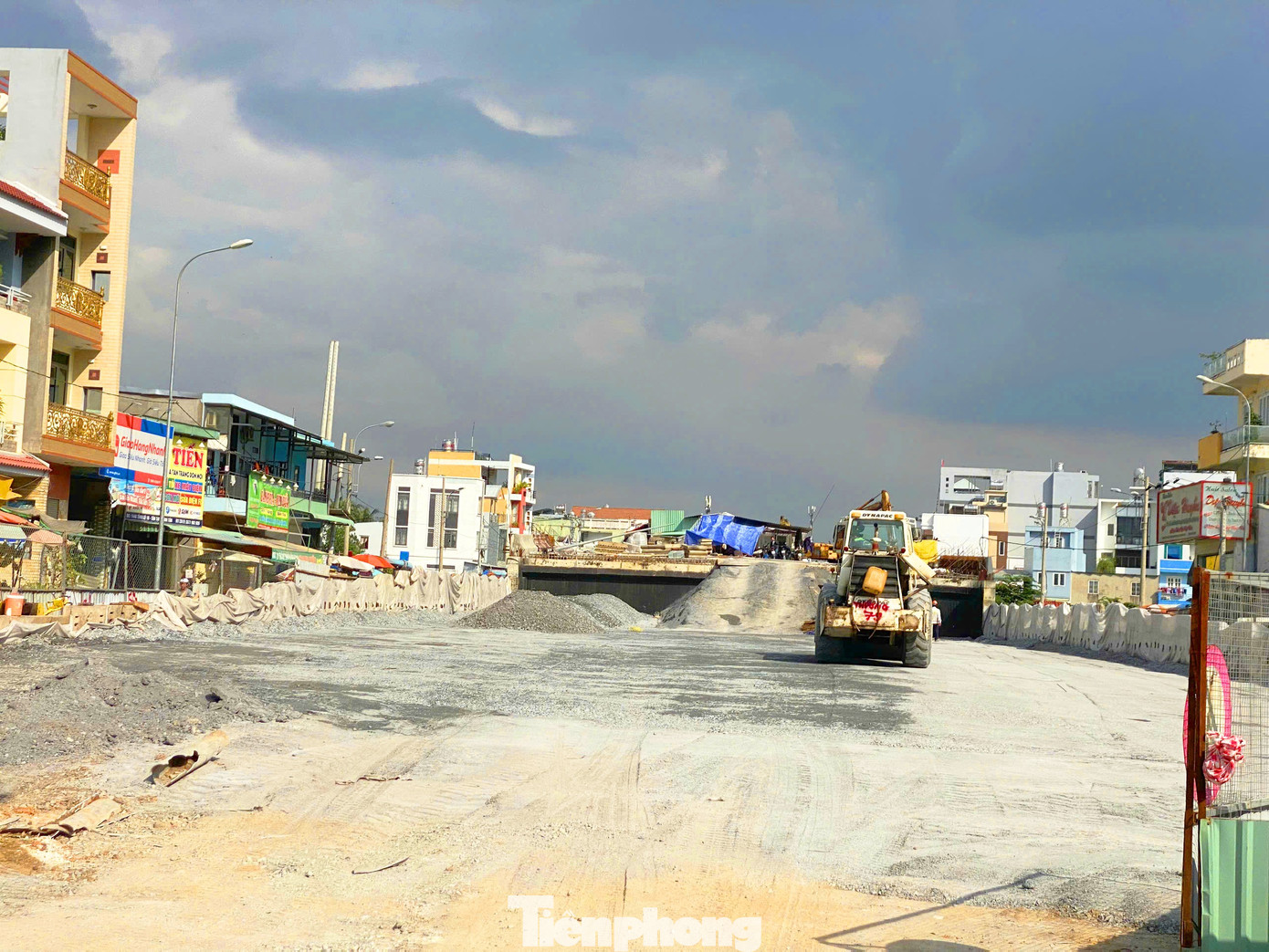 Ban Quản lý dự án đầu tư xây dựng các công trình giao thông TPHCM (Ban giao thông, chủ đầu tư) cho biết, tiến độ dự án này hiện đạt khoảng 80%.