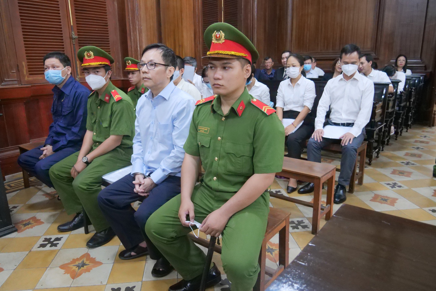 Các bị cáo tại phiên tòa Các bị cáo tại phiên tòa