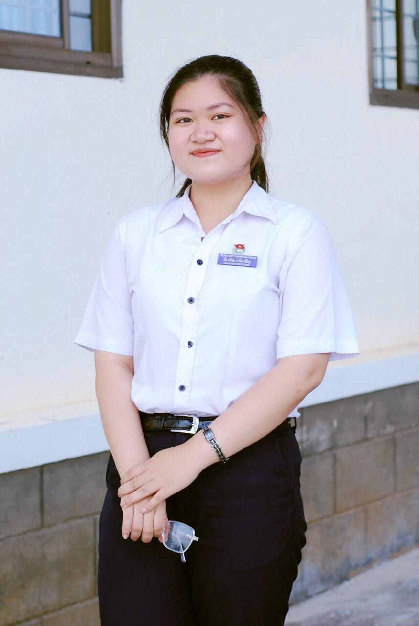 Bạn Lê Trần Như Thủy - nữ sinh 2k4 đang là học sinh lớp 12 trường THPT Chuyên Chu Văn An (Bình Định).