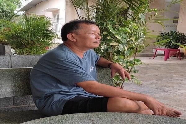 Đau đầu chóng mặt, mất ngủ kéo dài khiến chú Thắng luôn trong trạng thái bần thần khó chịu