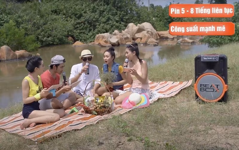 Loa kéo nhỏ gọn di chuyển dễ dàng - Ca hát muôn nơi