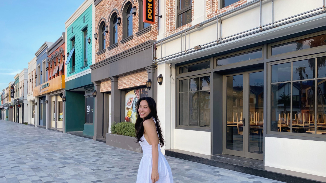 Dãy shophouse theo phong cách Mỹ phóng khoáng trên trục đường ven biển 42m chiếm trọn trái tim Hà Trúc