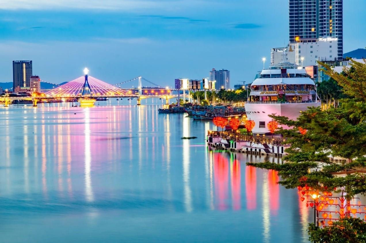 Ngành du lịch bừng tỉnh sau “giấc ngủ đông”.