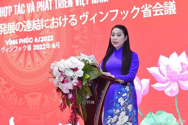 Bà Hoàng Thị Thúy Lan, Bí thư Tỉnh ủy Vĩnh Phúc phát biểu khai mạc Hội nghị ‘Vĩnh Phúc trong kết nối hợp tác và phát triển Việt Nam-Nhật Bản’ năm 2022. Ảnh: Tuấn Anh