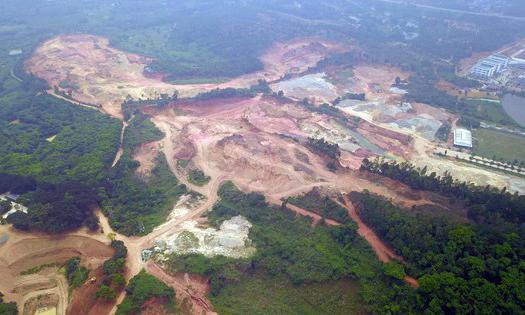 Phó Thủ tướng yêu cầu tỉnh Vĩnh Phúc xử lý dứt điểm về loạt sai phạm trong quản lý, sử dụng đất đai và xây dựng công trình tại TP Vĩnh Yên. Phó Thủ tướng yêu cầu tỉnh Vĩnh Phúc xử lý dứt điểm về loạt sai phạm trong quản lý, sử dụng đất đai và xây dựng công trình tại TP Vĩnh Yên.