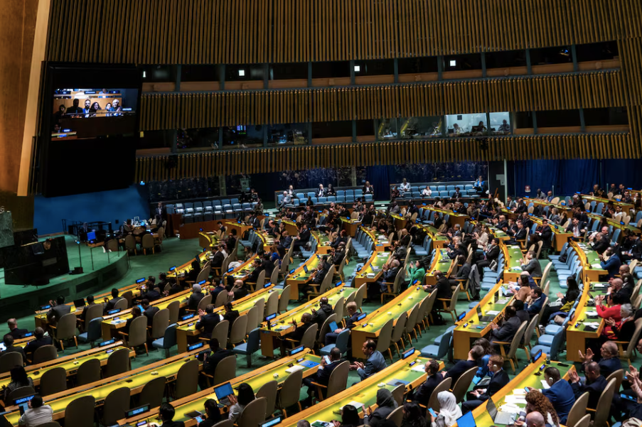 Trong phòng họp của Đại hội đồng Liên Hợp Quốc. (Ảnh: Reuters)