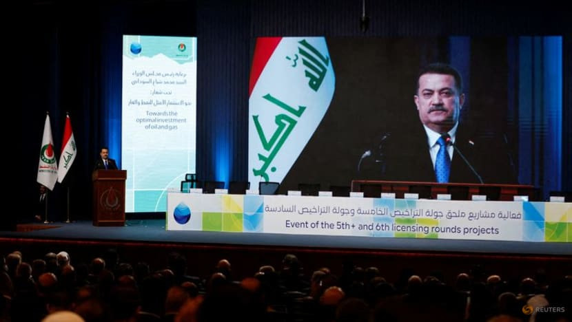 Thủ tướng Iraq Mohammed Shia al-Sudani dự sự kiện cấp phép thăm dò và khai thác 29 dự án dầu khí tại Baghdad, ngày 11/5. (Ảnh: Reuters)