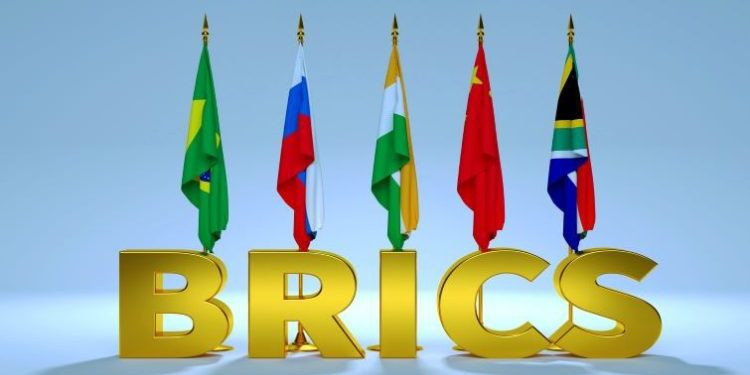 BRICS đang trong quá trình mở rộng để kết nạp thêm nhiều thành viên nữa. BRICS đang trong quá trình mở rộng để kết nạp thêm nhiều thành viên nữa.