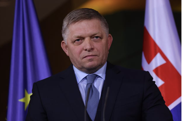 Thủ tướng Slovakia Robert Fico. (Ảnh: Guardian) Thủ tướng Slovakia Robert Fico. (Ảnh: Guardian)