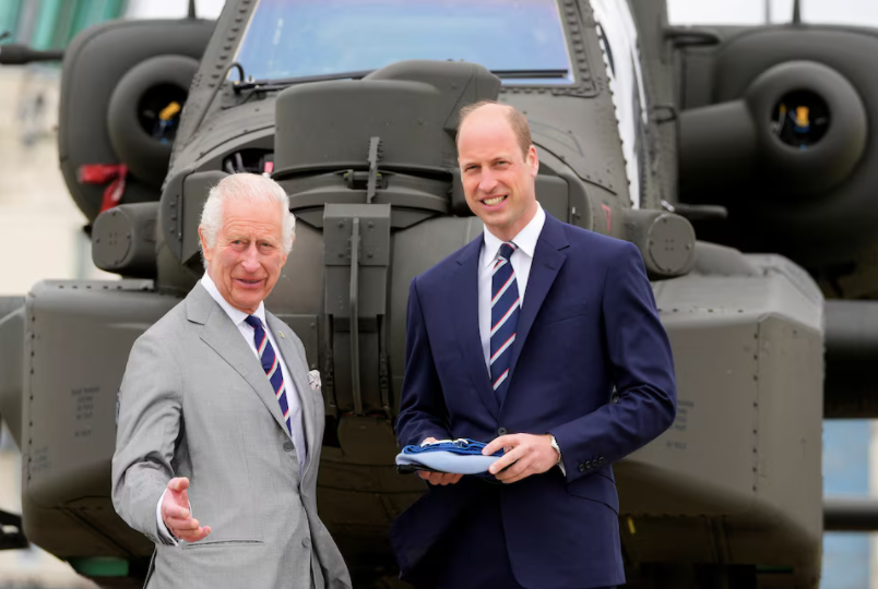 Vua Charles và Hoàng tử William tại lễ chuyển giao. (Ảnh: Reuters) Vua Charles và Hoàng tử William tại lễ chuyển giao. (Ảnh: Reuters)