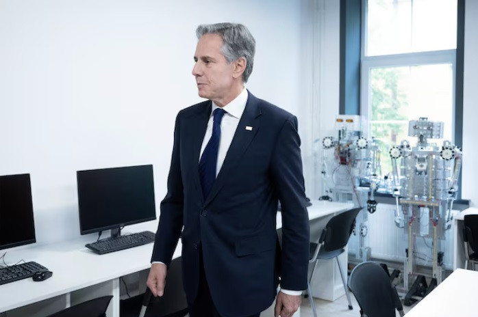 Ngoại trưởng Mỹ Antony Blinken thăm cơ sở sơ tán của Đại học Mariupol, ngày 14/5. (Ảnh: Reuters) Ngoại trưởng Mỹ Antony Blinken thăm cơ sở sơ tán của Đại học Mariupol, ngày 14/5. (Ảnh: Reuters)