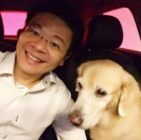 Ông Lawrence Wong được biết đến với sở thích nuôi chó. (Ảnh: Instagram) Ông Lawrence Wong được biết đến với sở thích nuôi chó. (Ảnh: Instagram)