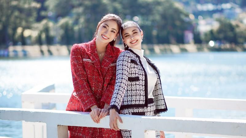 Trong một lần trở lại Việt Nam vào năm 2019, Hoa hậu Megan Young và Hoa hậu Lương Thùy Linh đã có dịp sát cánh bên nhau khi cả hai cùng tham gia sự kiện Festival Hoa Đà Lạt lần thứ VIII.