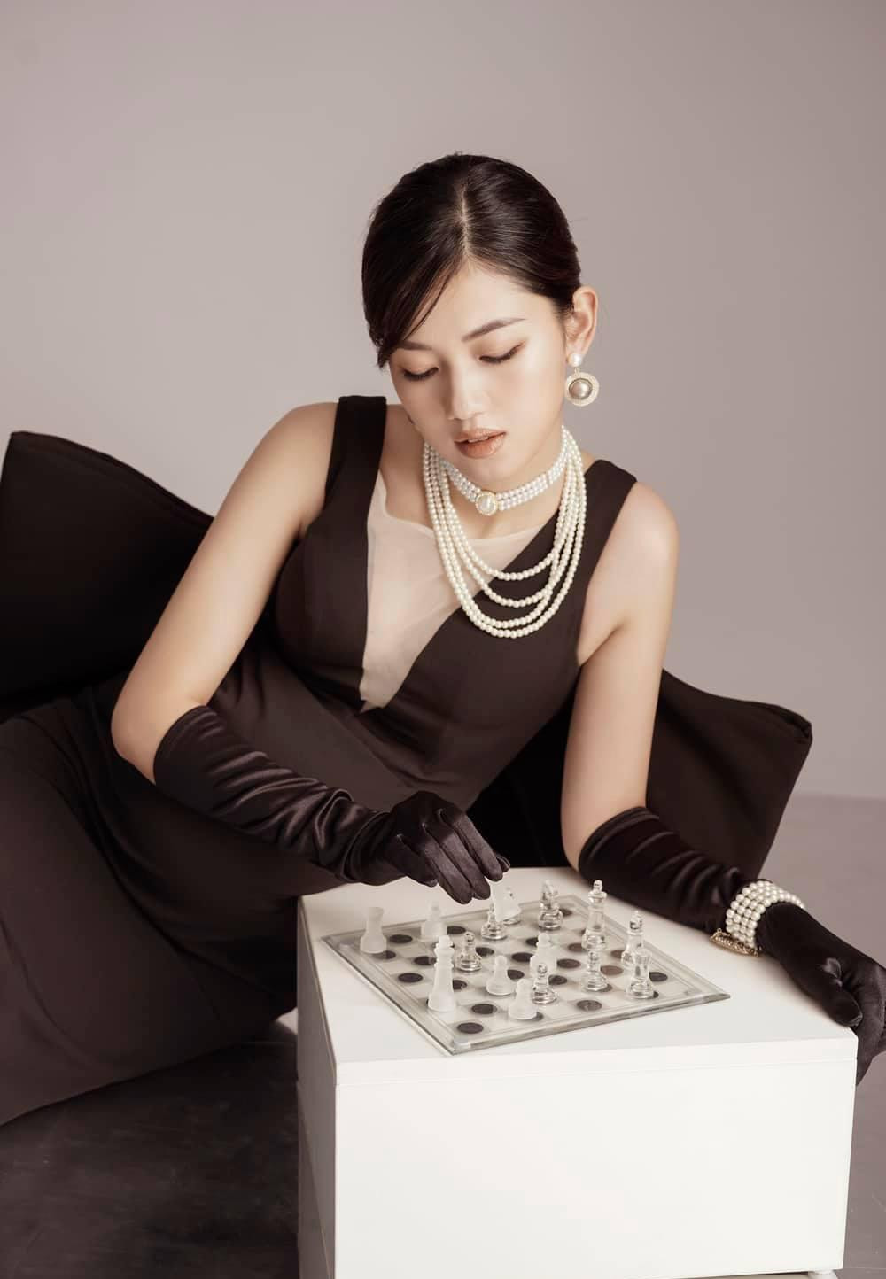 Á hậu Thanh Tú xinh đẹp trên tạp chí. Á hậu Thanh Tú xinh đẹp trên tạp chí.