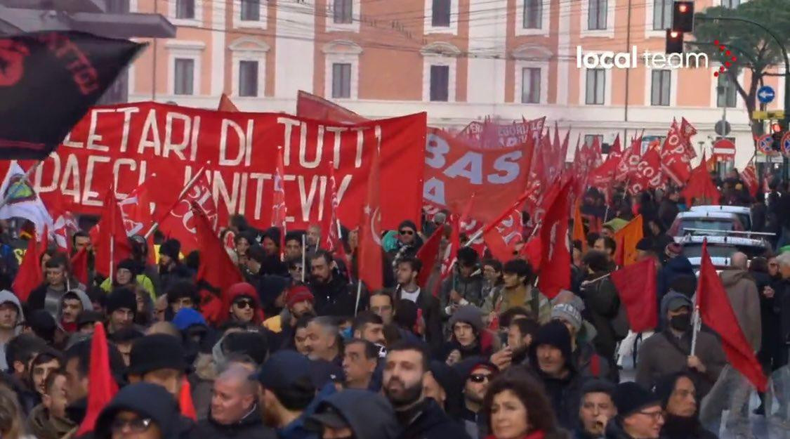 Một số hình ảnh từ cuộc biểu tình. Ảnh: Local Team Một số hình ảnh từ cuộc biểu tình. Ảnh: Local Team